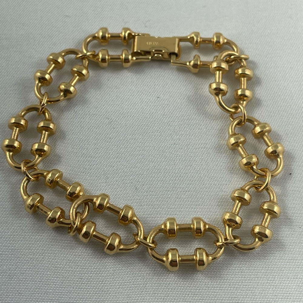 Avon Gold Tone Double Link Bracelet - Picture 3 of 5